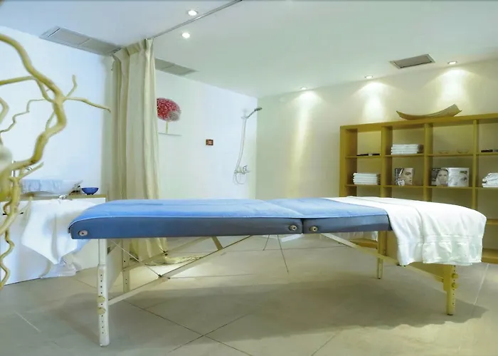 Andronikos (adults Only)