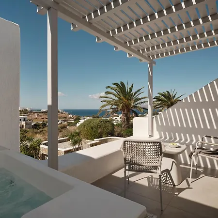 Отель Andronikos (adults Only) 4*