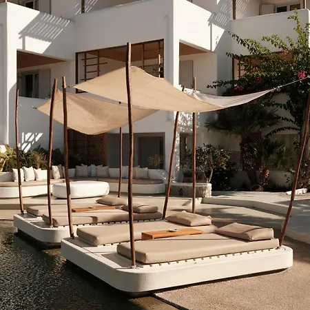 Отель Andronikos (adults Only)