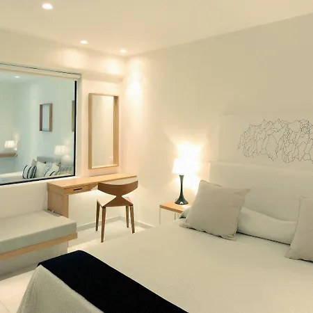 Hotel Andronikos (adults Only)