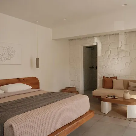 アンドロニコス ホテル