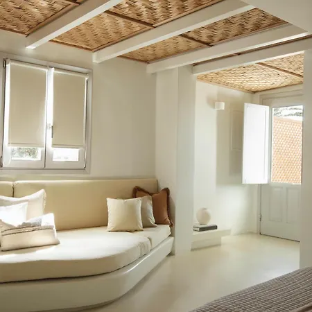 アンドロニコス ホテル