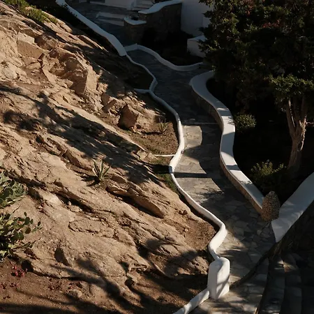 ホテル アンドロニコス 4*