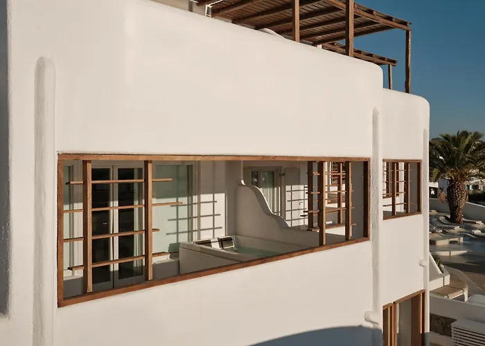 호텔 안드로니코스 4*